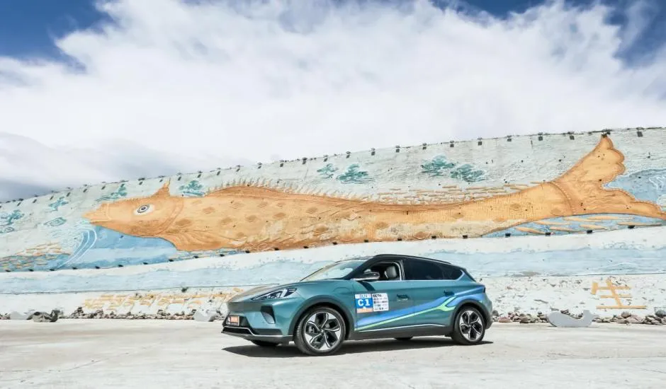 ARCFOX SE LLEVA 6 TÍTULOS EN EL DESAFÍO DE LA MESETA DEL LAGO QINGHAI