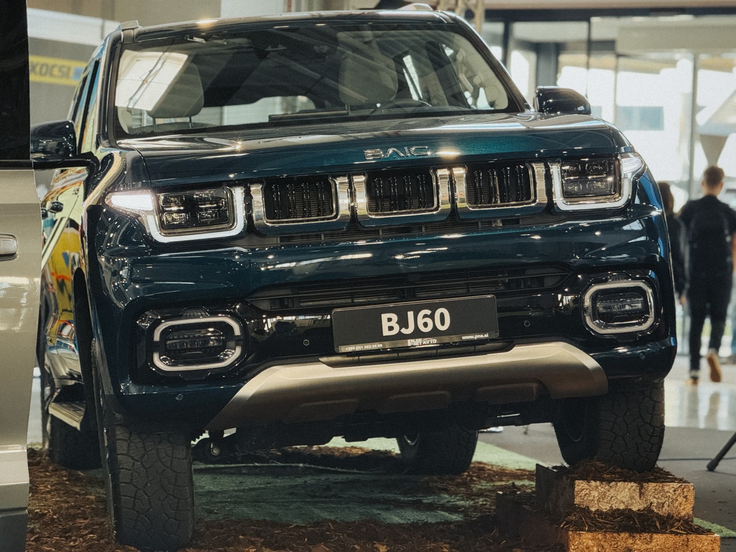 El 13 de marzo de 2026, el Salón del Automóvil AMTS, una de las exposiciones automovilísticas más influyentes de Europa Central y Oriental, abrió sus puertas oficialmente.